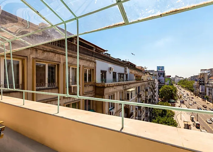 Apartment The Palm With View Bucharest