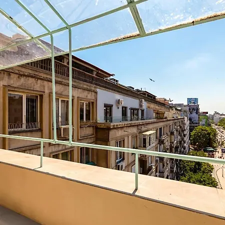 The Palm With View *