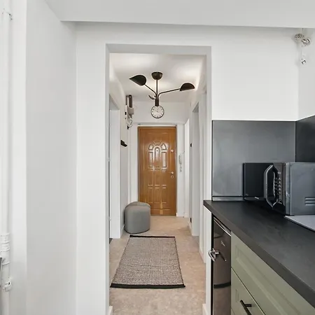 Apartment The Palm With View Bucharest